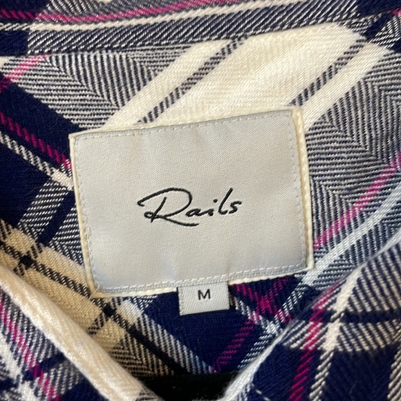 Medium Rails Flannel - Picture 3 of 3